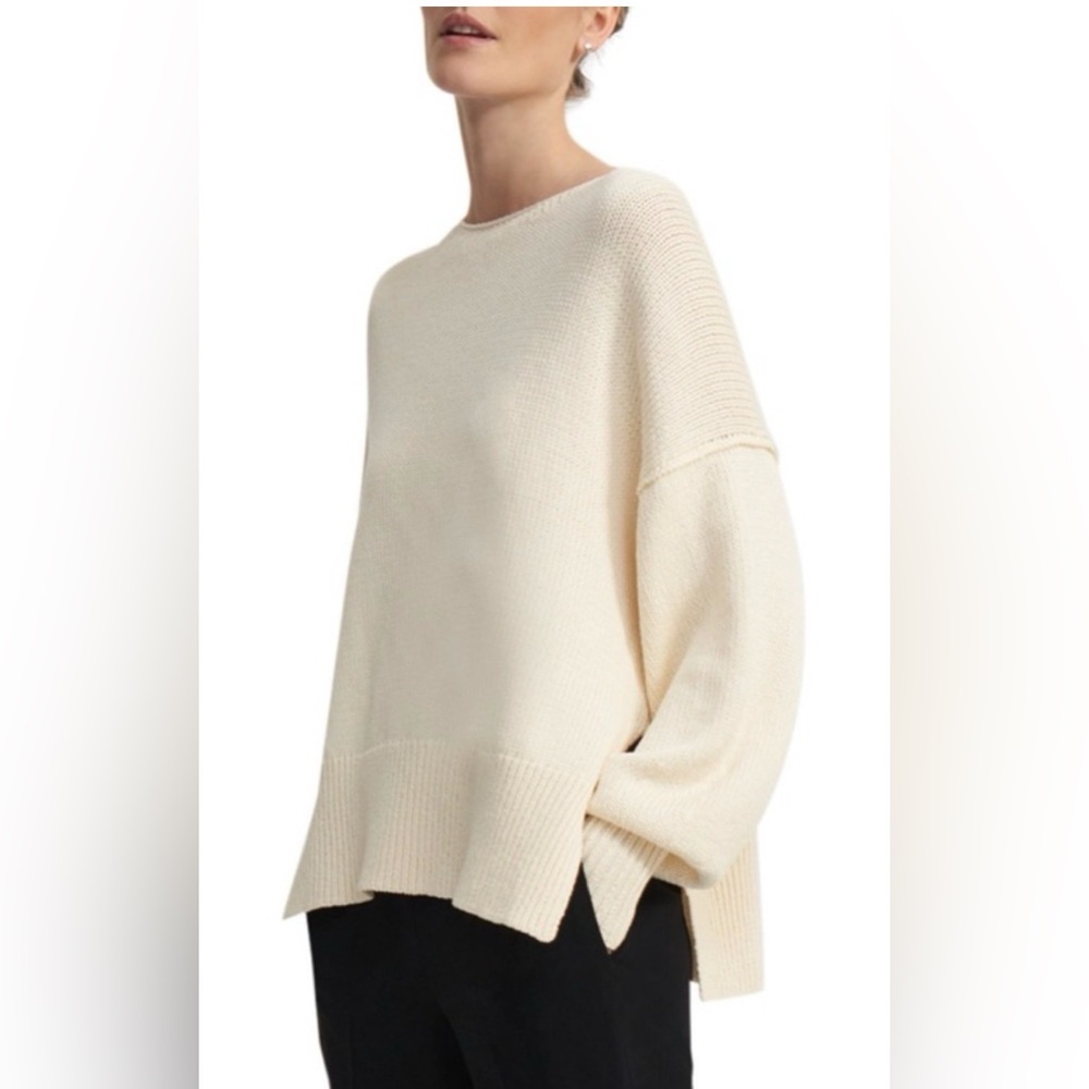 Theory Chunky Slit PO Sweater In Light Oat, Size L